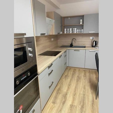 Apartman Solax, Ucnovska 8, Kosice Saca Bagian luar foto