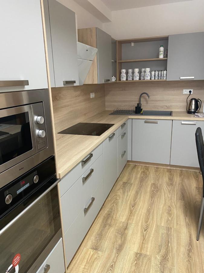 Apartman Solax, Ucnovska 8, Kosice Saca Bagian luar foto
